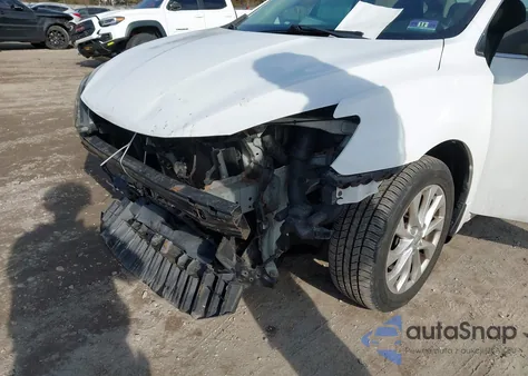 2017 Nissan Sentra S z USA, uszkodzony, nr VIN 3N1AB7AP2HY407129